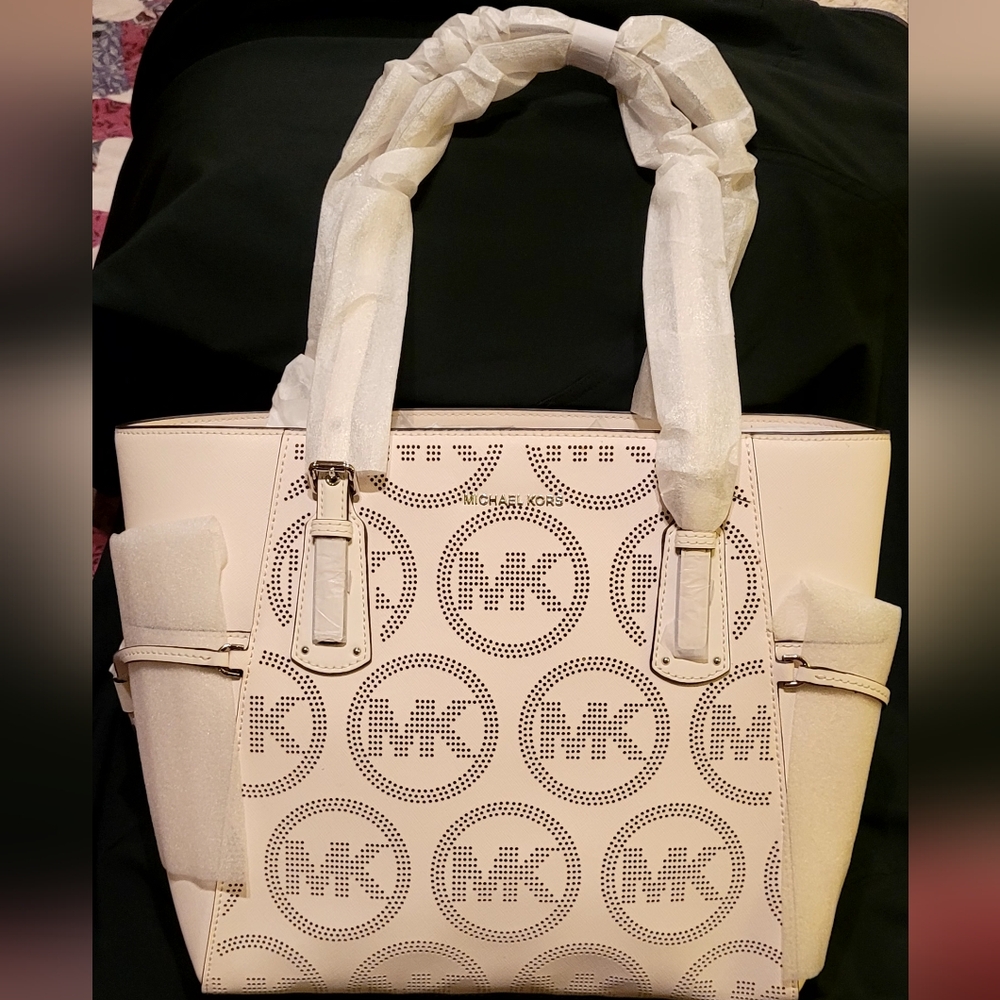 Michael Kors White Tote Bag